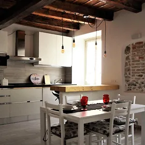  Apartment La Corte Di Camilla Italy